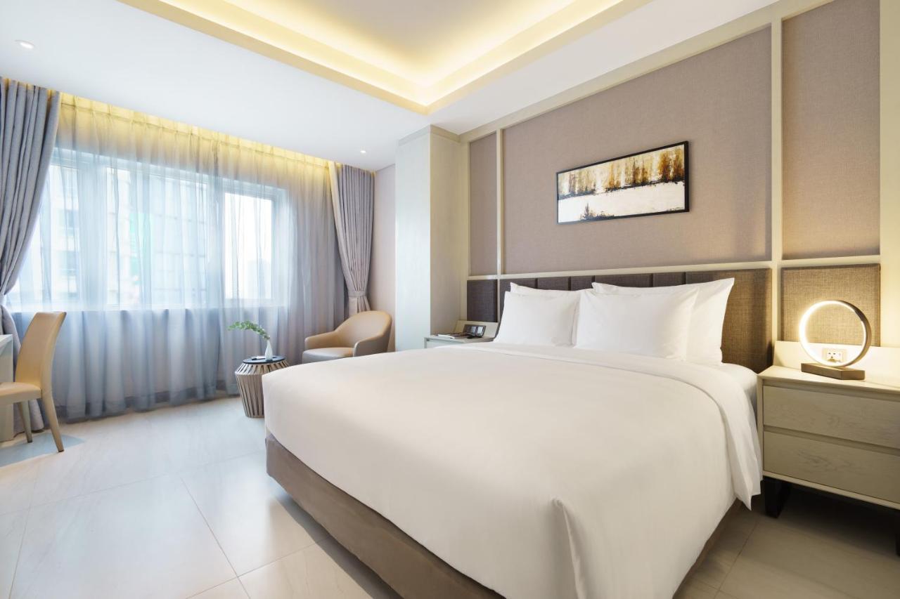 M Saigon Khách sạn 4*